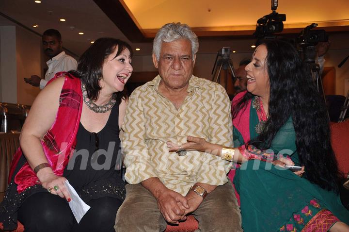 Om Puri and Ila Arun at press meet of Film 'West is West'