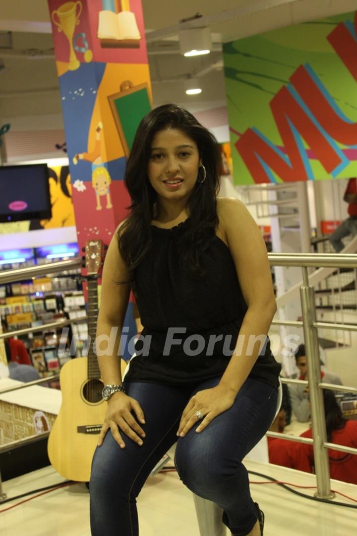 Sunidhi Chauhan launch Murder 2 music at Planet M