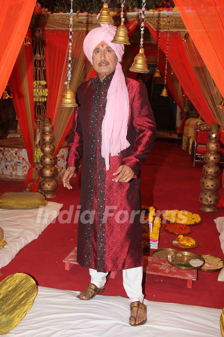 Kiran Kumar at Chhajje Chhajje Ka Pyaar tvshow on location shoot