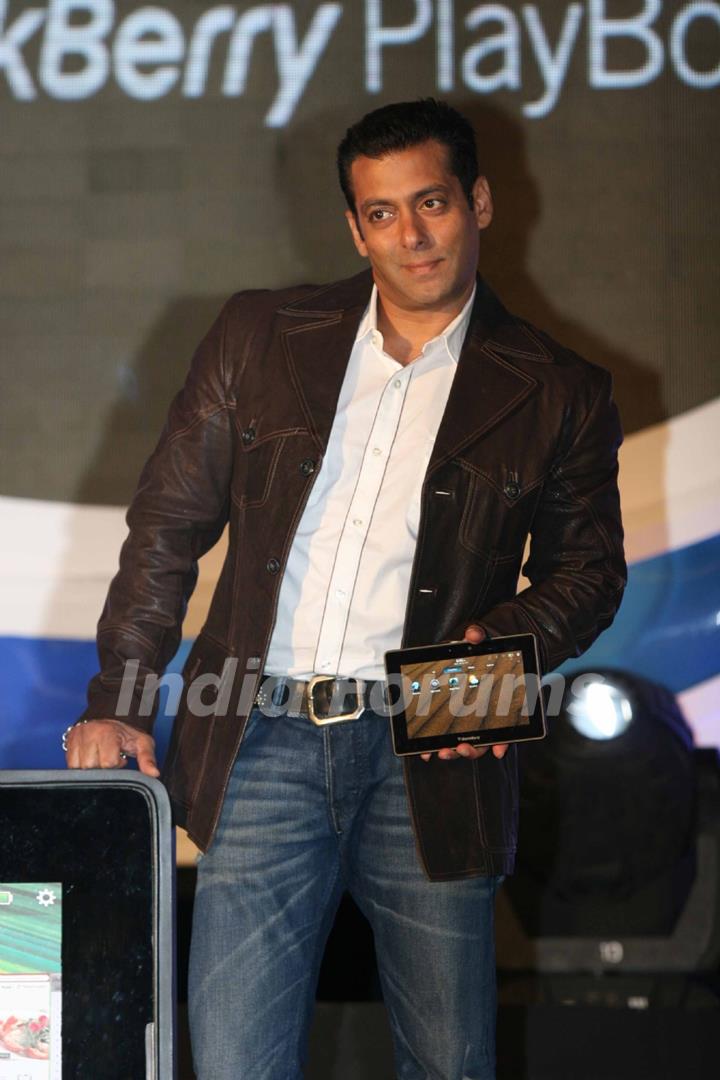 Salman Khan launches Blackberry Playbook tablet in Mumbai