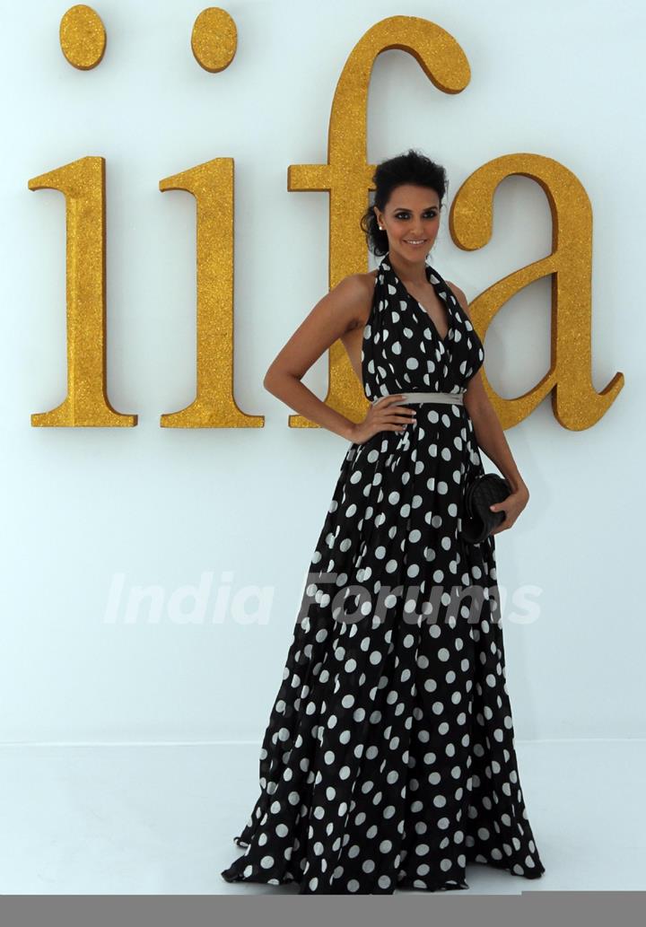 Neha Dhupia heats up the IIFA Awards Green carpet