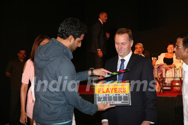 New Zealand Prime Minister John Key visited the sets of Bollywood film Players in Film City, Mumbai and met Abhishek Bachchan and Bipasha Basu