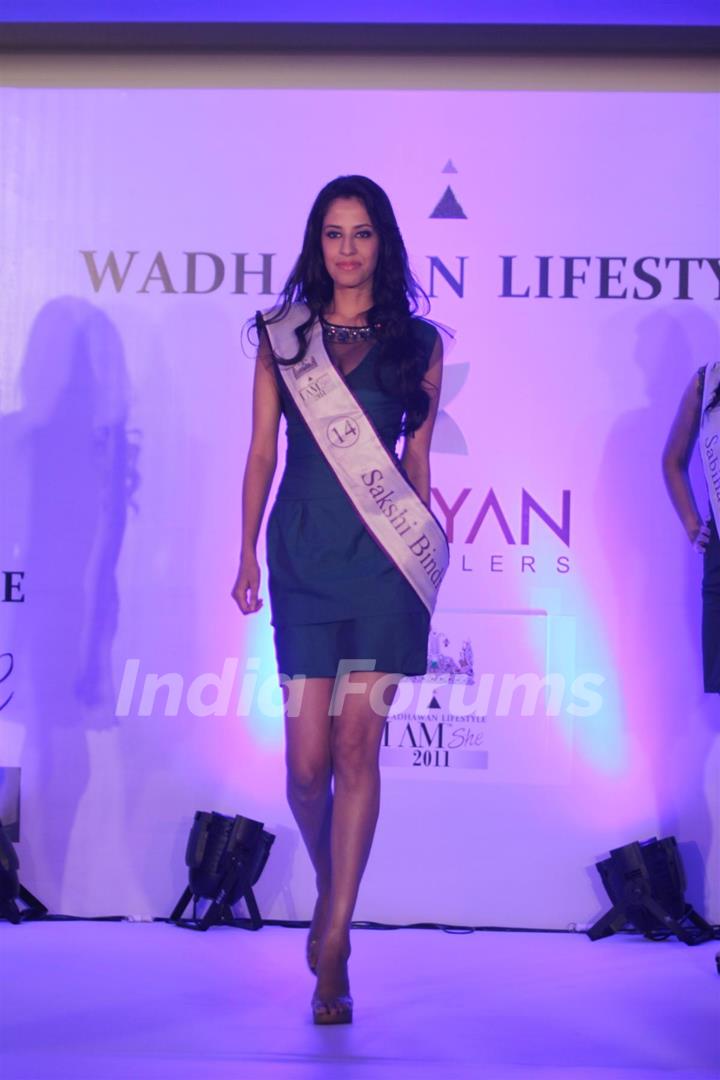 Models walk the ramp for Wadhawan Lifestyle I AM SHE 2011 at Hotel Trident Bandra, Mumbai