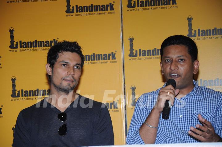 Randeep Hooda at Reality Bytes book release by Anurag Anand at Landmark