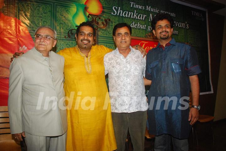 Jagjit Singh at Teri Hee Parachhayian, Ghazal Album by Shankar Mahadevan at Times Tower