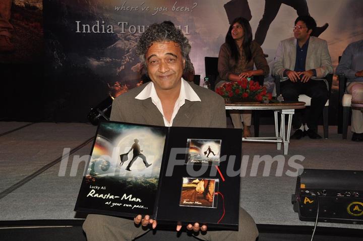 Lucky Ali release new hindi album 'Raasta- Man' at JW Marriot hotel