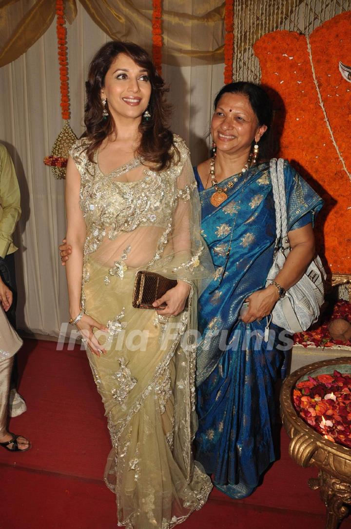 Madhuri Dixit at Dr Abhishek and Dr Shefali's wedding reception Khar