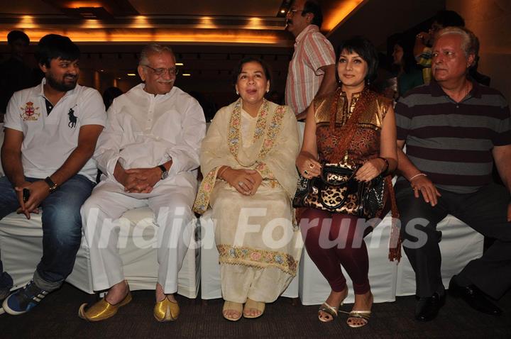 Gulzar, Farida and Wajid at Chala Mussaddi - Office Office film trailer launch at Andheri