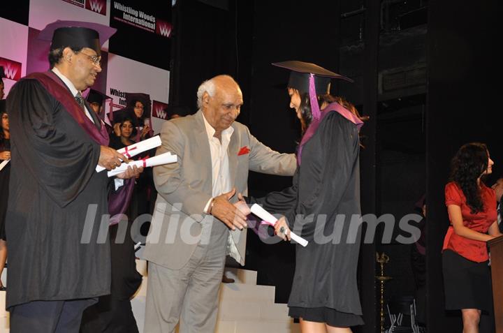 Yash Chopra at Subhash Ghai film school Whistling Woods 4th convocation ceremony at St Andrews