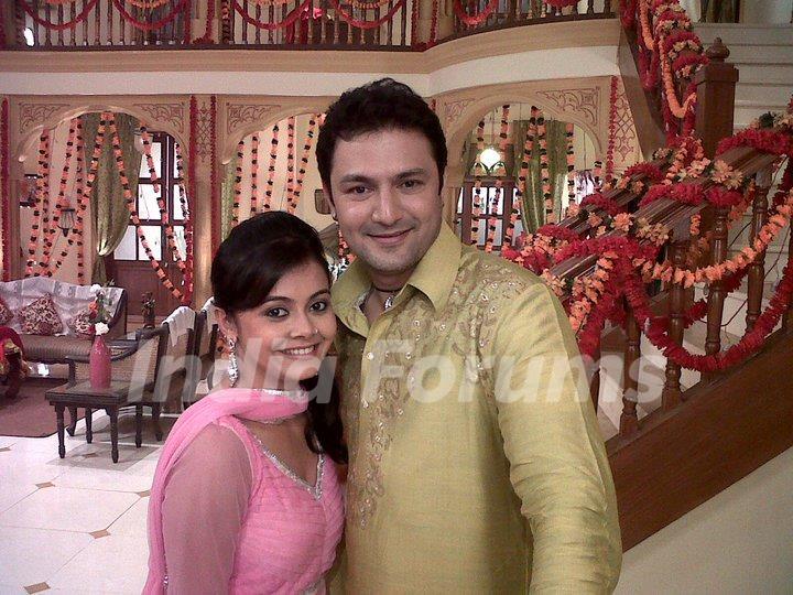 Devoleena with Ujjwal on the sets of Preeto