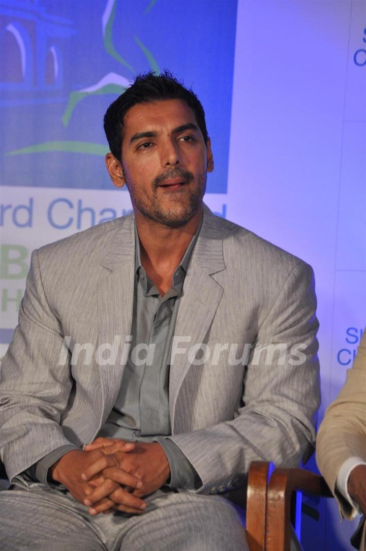 John during the launched of registrations for Mumbai Marathon 2012 categories of 9th Edition at Trident Hotel