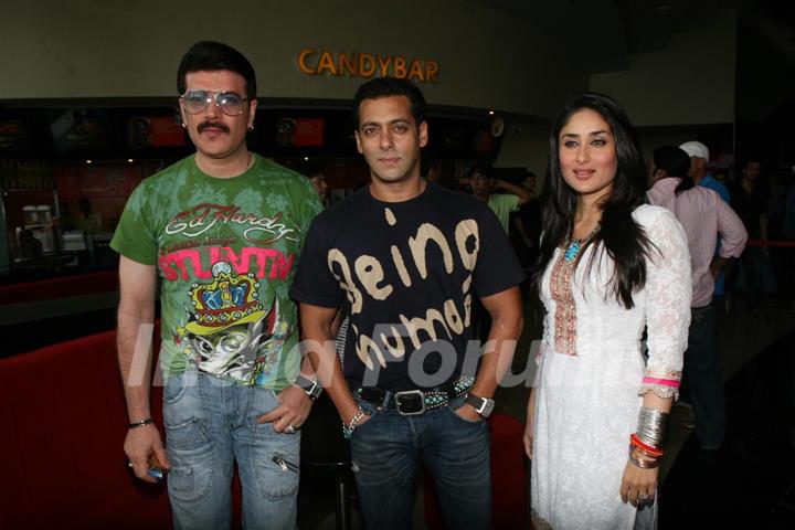 Salman Khan, Aditya Pancholi and Kareena Kapoor at the first look of movie Bodyguard