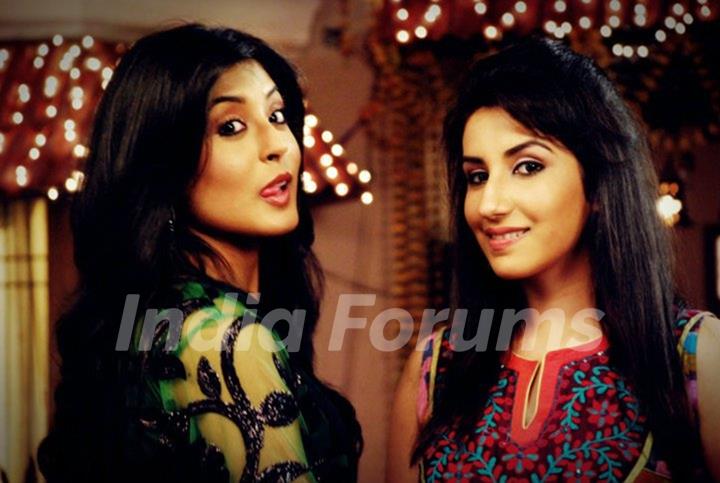 Kritika Kamra as Arohi in Kitani Mohabbat Hai-2