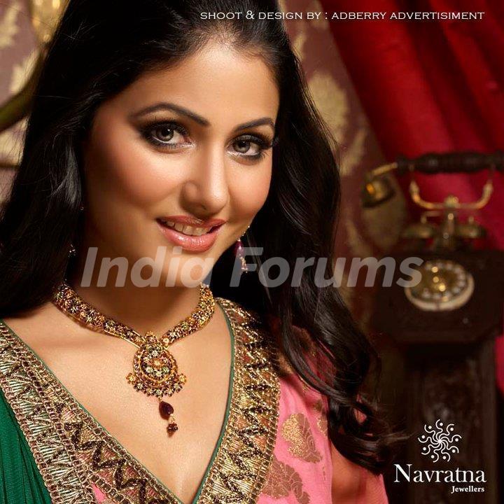 Hina Khan in Navratna Jewellers AD