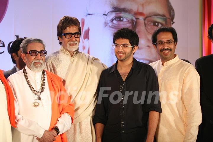 Amitabh Bachchan and Balasaheb Thackeray unveil Dr Balaji Tambe's book at Novotel, Mumbai