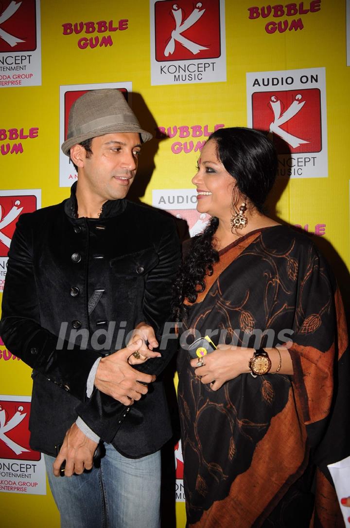Tanvi Azmi and Farhan Akhtar at premiere of Buggle Gum at Cinemax