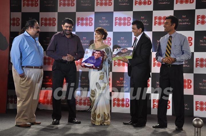 Sanjeev Kapoor and Madhuri Dixit at 'Amul FoodFood Mahachallenge' Reality Show in Mumbai