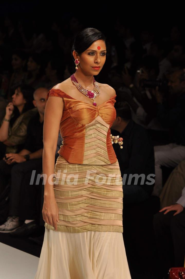 Models walk on the ramp for Sawan Sukha at IIJW 2011 show day 3. .