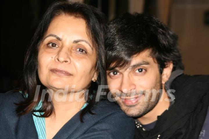 Karan Singh Grover with his mom.