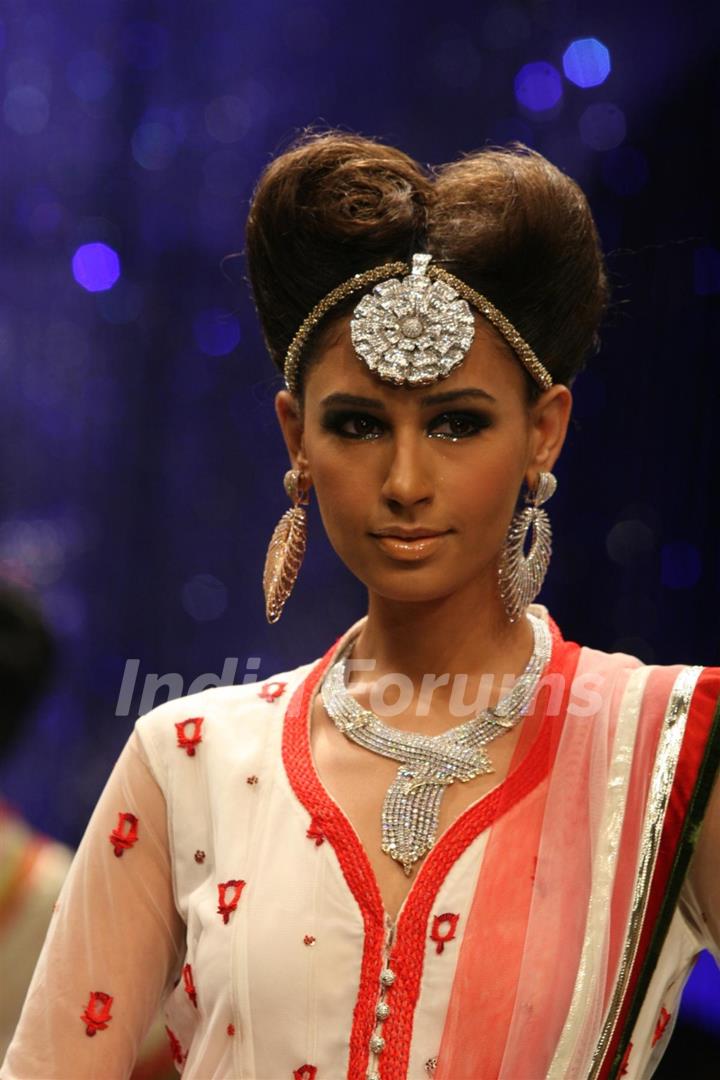 India International Jewellery Week (IIJW) 2011 Finale Show