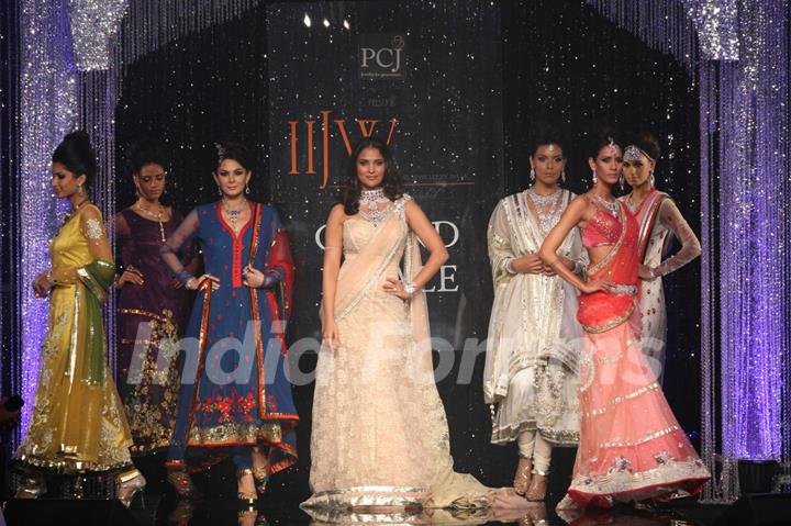 India International Jewellery Week (IIJW) 2011 Finale Show