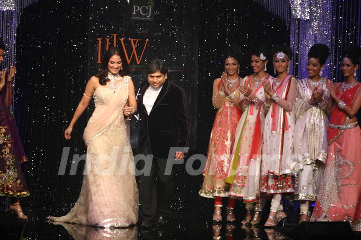 India International Jewellery Week (IIJW) 2011 Finale Show