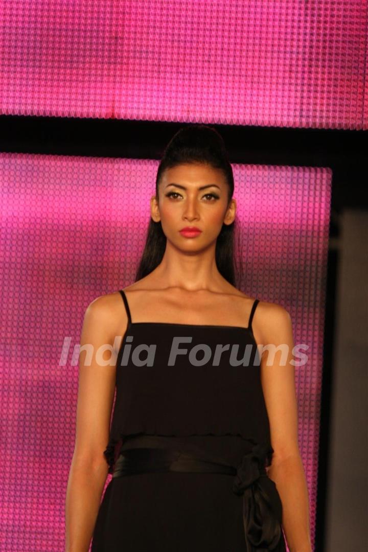 Wendell Rodricks show on Blenders Pride Fashion Tour