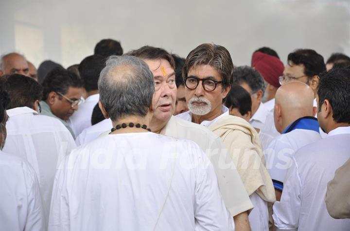 Amitabh Bachchan, Randhir Kapoor pays tribute to Shammi Kapoor