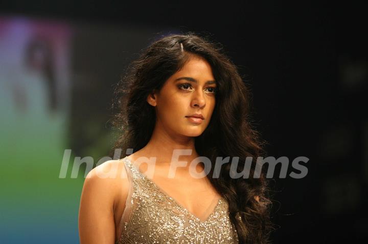 Rina Dhaka Presented An Utterly Feminine Glamorous Collection At Lakmé Fashion Week Winter/Fashion 2011