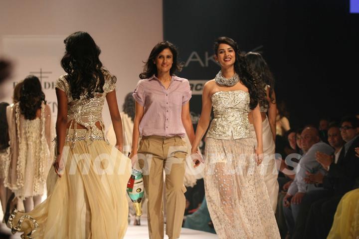 Rina Dhaka Presented An Utterly Feminine Glamorous Collection At Lakmé Fashion Week Winter/Fashion 2011