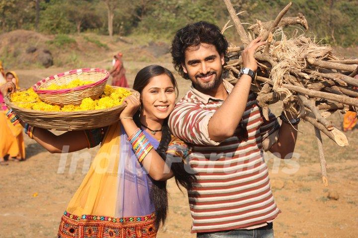 Rohit Purohit and Veebha Anand in Sanskaar Laxmi