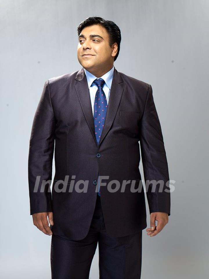 Ram Kapoor in Bade Acche Laggte Hain