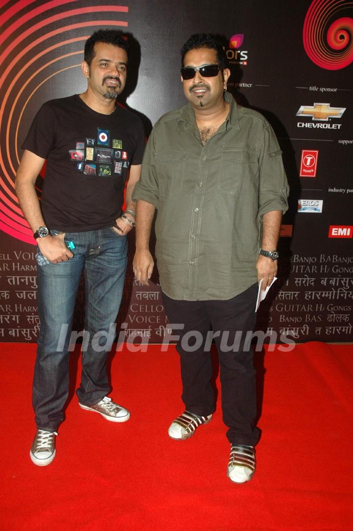 Shankar Mahadevan and Ehsaan Noorani at the Chevrolet GIMA Awards 2011 Voting Meet