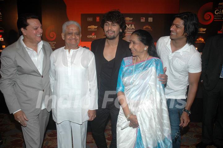 Asha Bhosle, Sonu Nigam, Pyarelal, Shaan, Jatin Pandit at the Chevrolet GIMA Awards 2011 Voting Meet