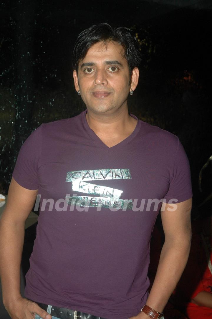 Ravi Kissen at music launch of film Na Jaane Kabse..