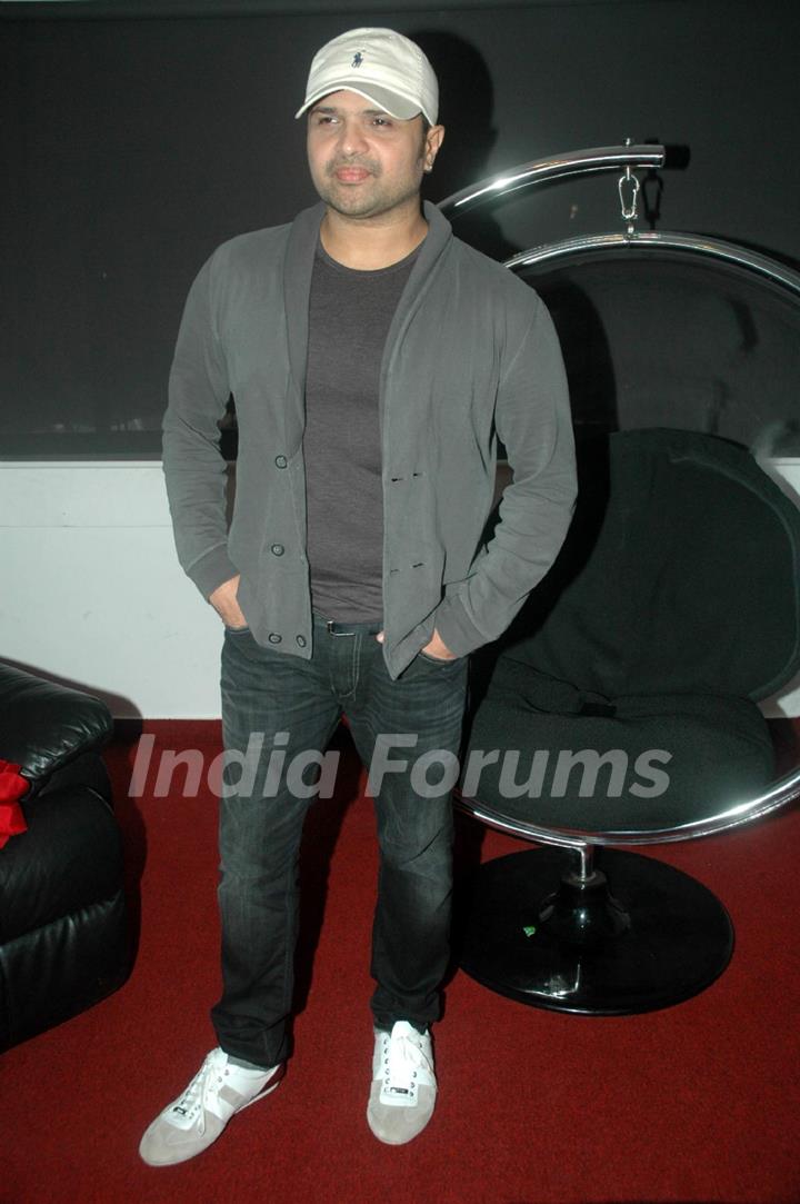 Himesh Reshammiya launches music of movie 'Damadamm', Andheri