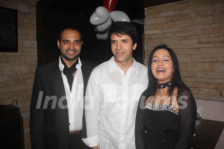 Sooraj Thapar at Birthday party of tv actress Sangeeta Kapure