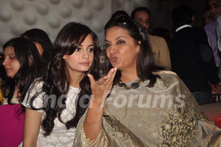 Shabana Azmi and Dia Mirza at Love Breakups Zindagi music launch at Blue Frog in Mumbai