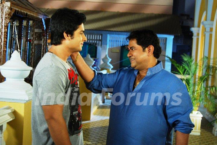 Shoaib Ibrahim with Ashiesh Roy in Sasural Simar Ka