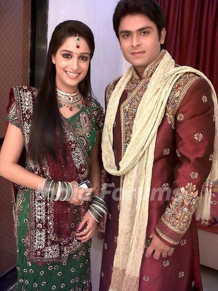 Shoaib Ibrahim and Dipika Samson as Prem and Simar