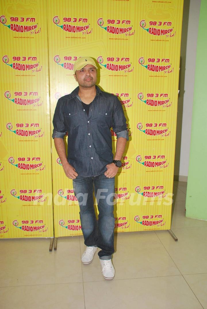 Himesh Reshammiya at 'Damadamm' promotions at Radio Mirchi