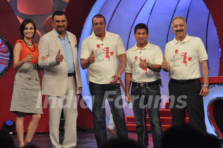 Dia Mirza, Boman Irani, Sanjay Dutt and Sachin Tendulkar at NDTV Suppport my school telethon, Yashra