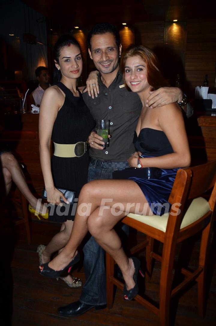 Shilpa Agnihotri at Munisha Khatwani birthday party was a rocking affair