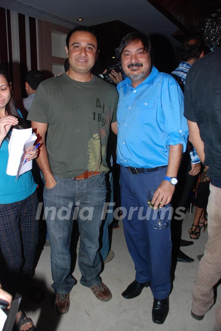 Vivek Mushran with Tony Singh 'Maryaada Lekin Kab Tak' tvshow completion party of 200 episodes