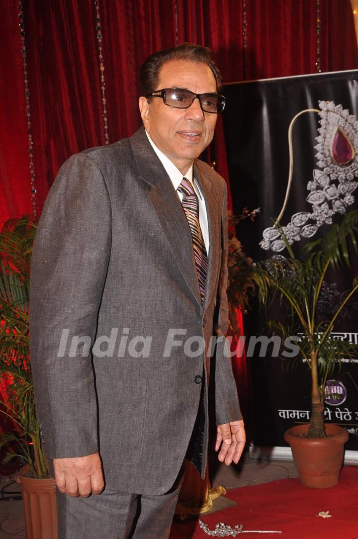 Dharmendra at ITA Awards at Yashraj studios in Mumbai