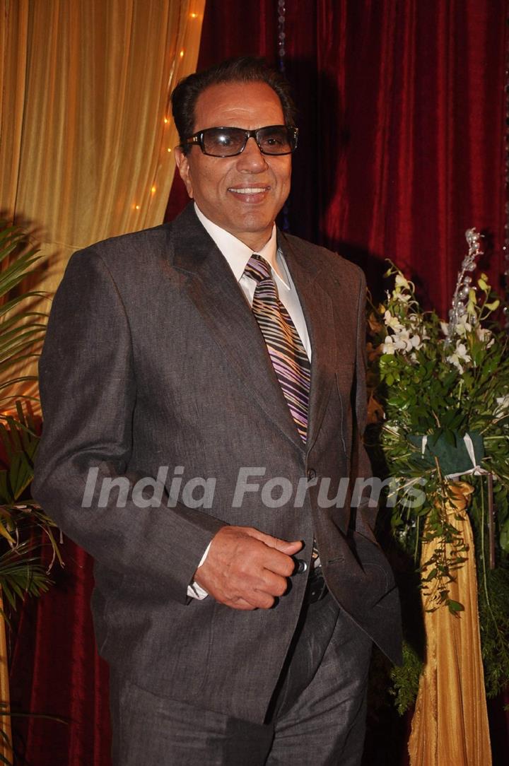 Dharmendra at ITA Awards at Yashraj studios in Mumbai