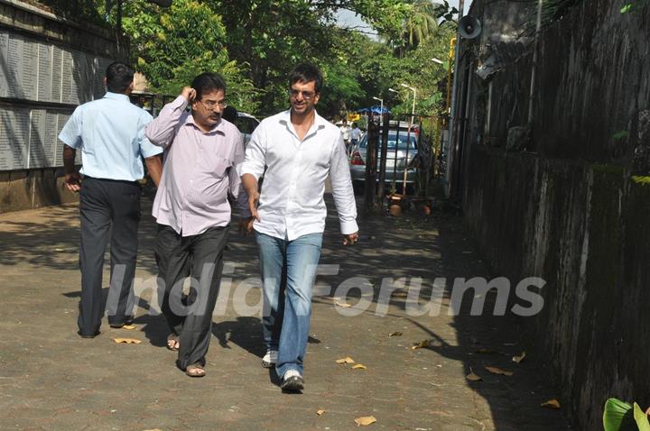 Javed Jaffrey at Producer Surinder Kapoor funeral at Vile Parle in Mumbai