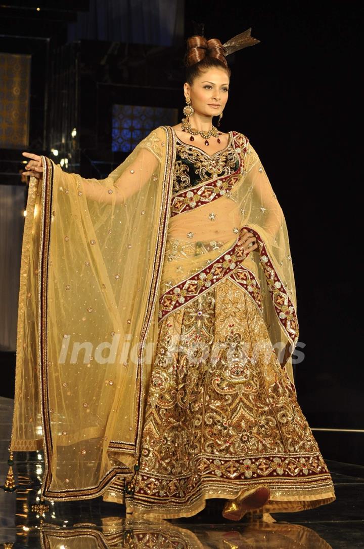 Model walks on the ramp for Neeta Lulla Show at India Bridal week 2011 Day 4 in Grand Hyatt, Mumbai