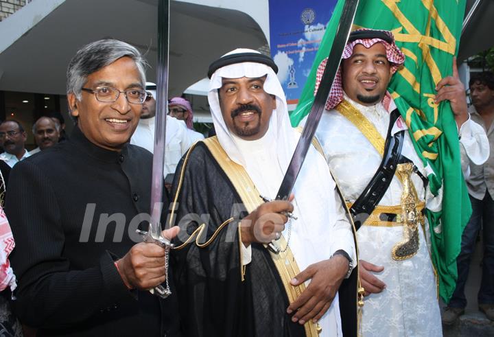 Saudi Arabia Deputy Minister Saleh Bin Abdul Aziz AL-Meghaileth and  Director General ICCR Suresh K Goel, at the inauguration of ''Saudi Cultural Week