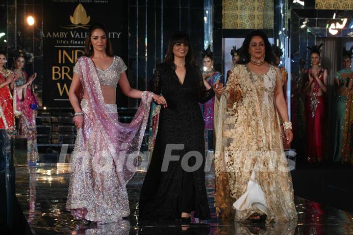 Hema Malini and Esha Deol walks on the ramp for Neeta Lulla Show at India Bridal week 2011 Day 4